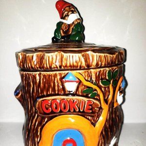 Rare Circa 1960's Vintage Gnome on a Tree Cookie Jar Collectibles